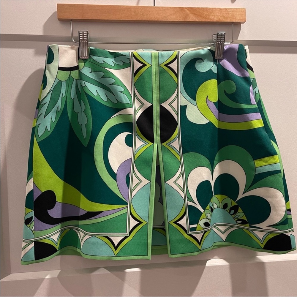 Zara Mini Skirt, Pucci-like print, Green, Sz. Large